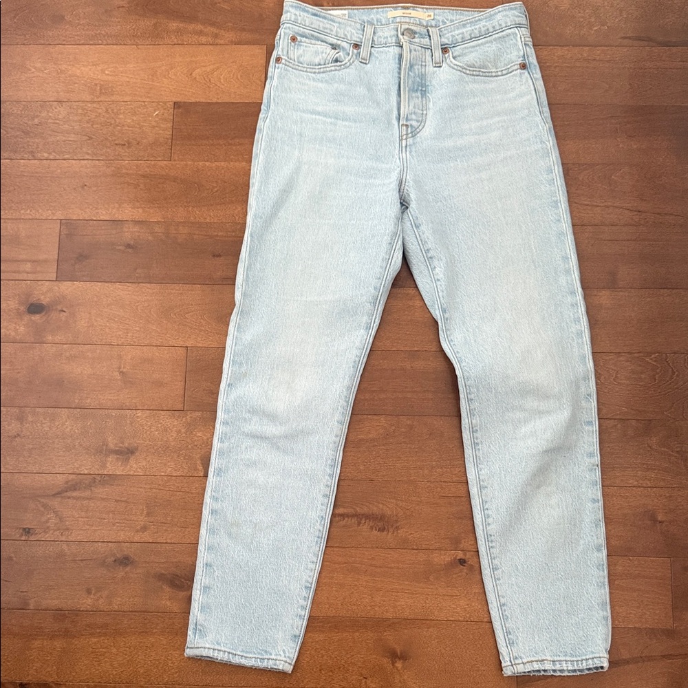 Levi’s Wedgie Jeans